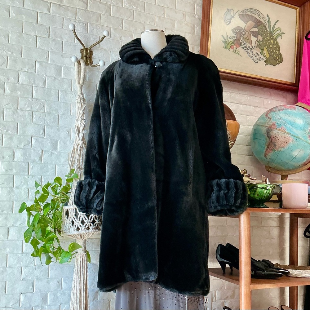 Vintage Black Old Money Faux Fur Coat Jacket Oversized Long Bell Sleeve Mob Wife - Picture 2 of 13